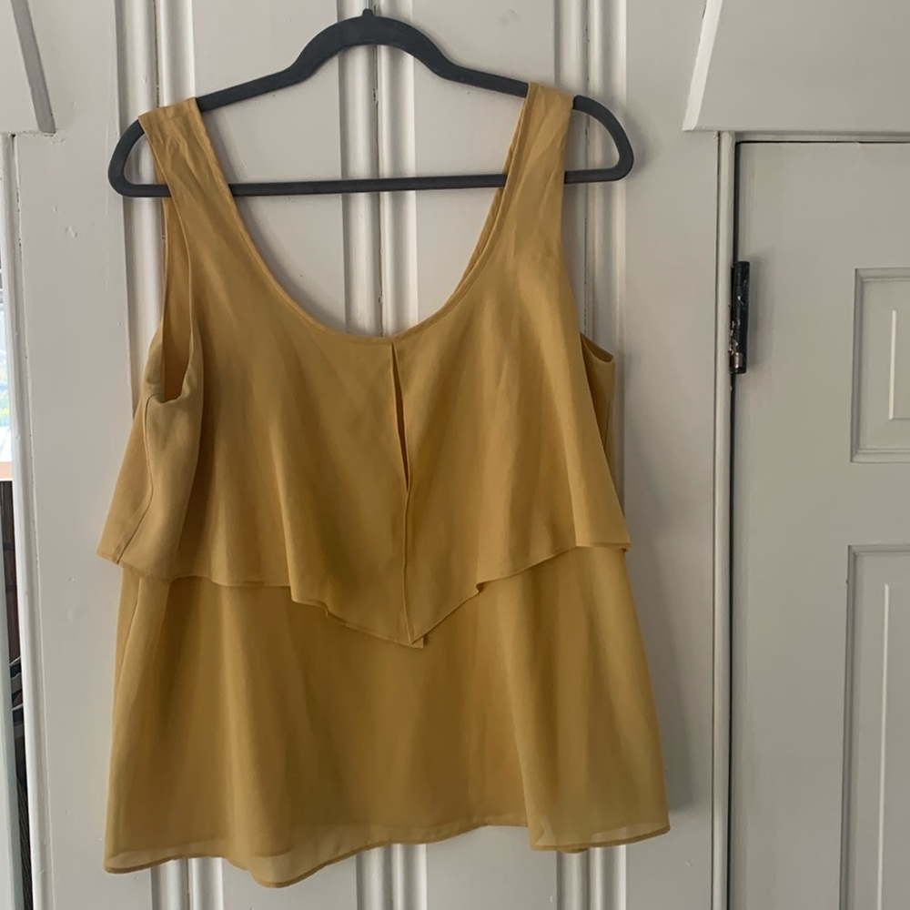 BCBG Generation oversized sleeveless top size Small